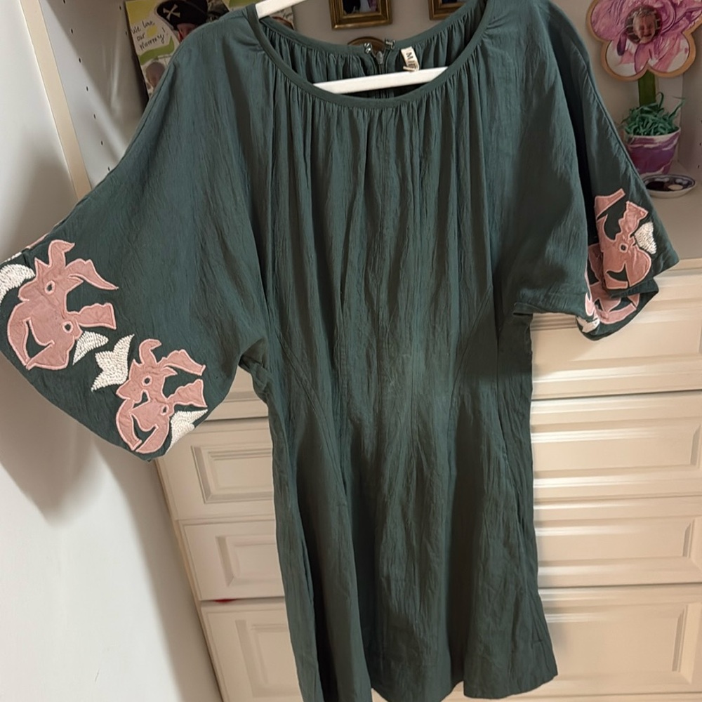 Mirth sample sale dress (fits like a generous small)